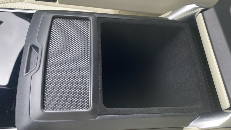 Land Rover Range Rover 3.0 D300 Edition 4dr Auto Diesel Estate